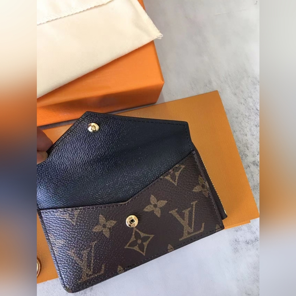 Louis Vuitton Monogram Card Holder Recto Verso - Picture 5 of 10
